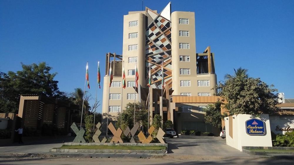 Eastern Palace Hotel Mandalay Exterior foto